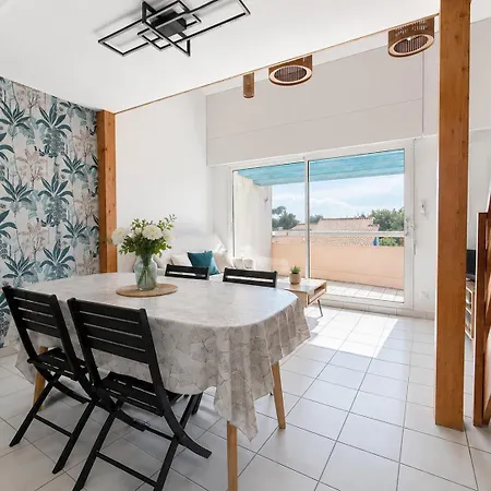 2 Avec Terrasse - 4 Personnes Apartamento *